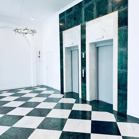 North Executive Mamaia