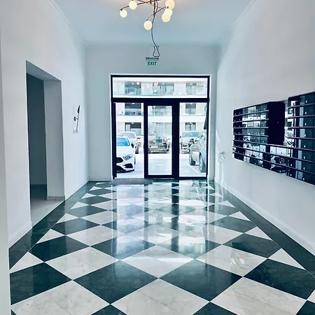North Executive Apartment Mamaia