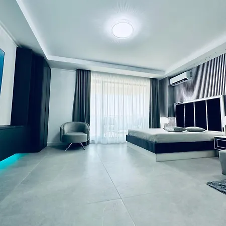 North Executive Apartment Mamaia